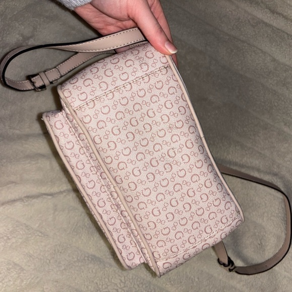 Guess Light Pink Patterned Mini Backpack - Picture 6 of 7